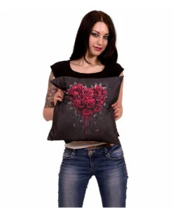 Bleeding Heart Gothic Zierkissen 40x40cm 7 Bleeding Heart Gothic Zierkissen 40x40cm -Halloween Kostüm Geschäft bleeding heart gothic zierkissen blutendes herz gothic zierkissen gothic wohnaccessoire 54542 03