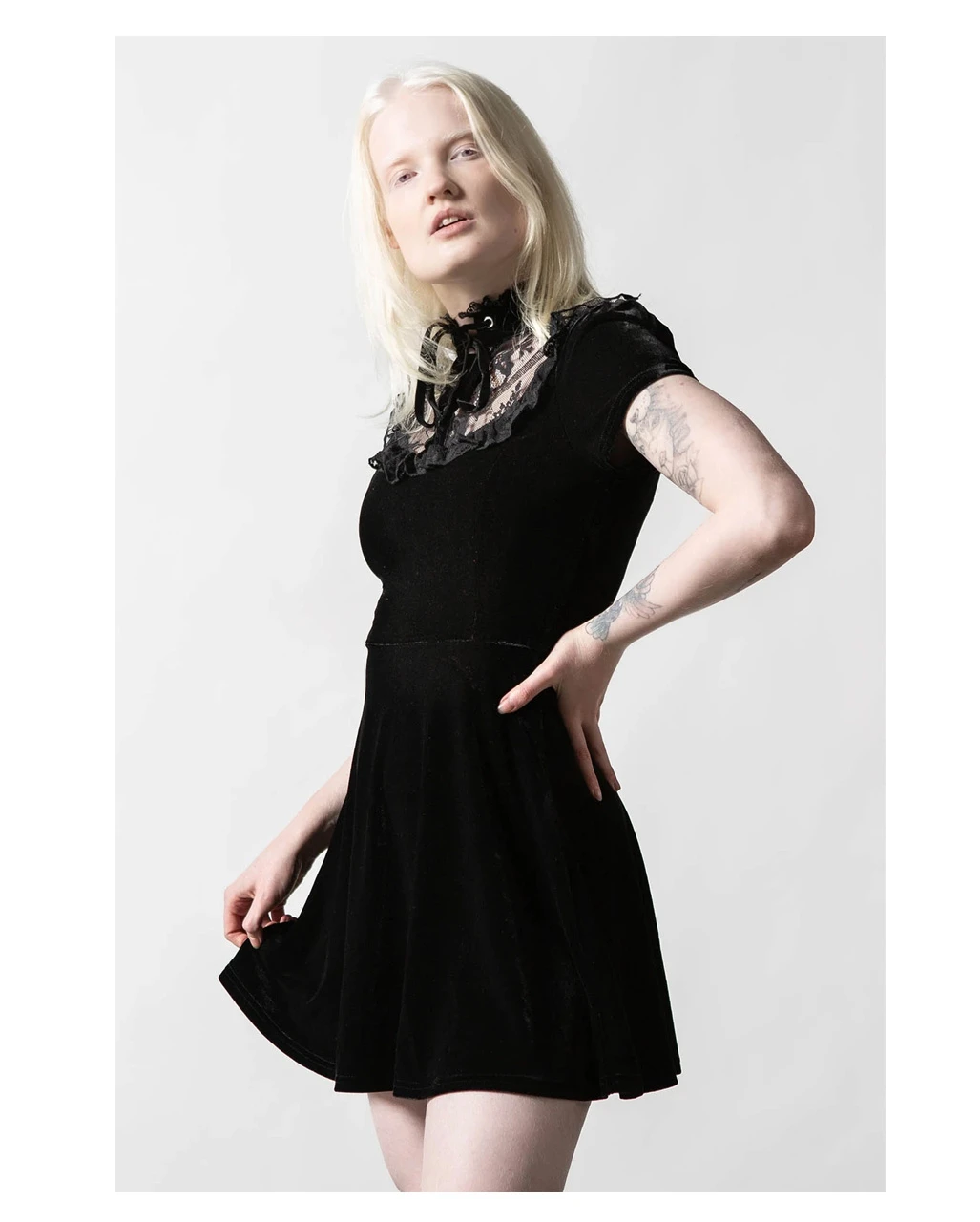 KILLSTAR Evernight Minikleid 3 KILLSTAR Evernight Minikleid